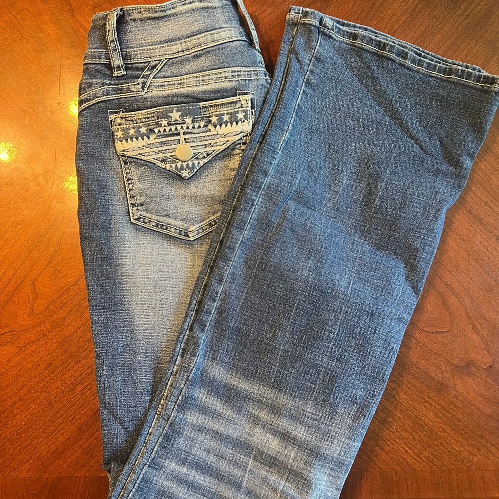Flamingal Bootcut Western Style Jeans!